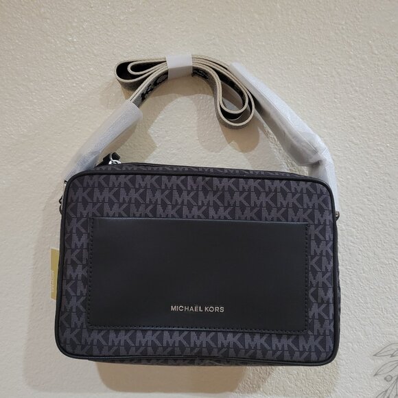 NWT Michael Kors Jet Set Nylon Crossbody - Picture 1 of 10